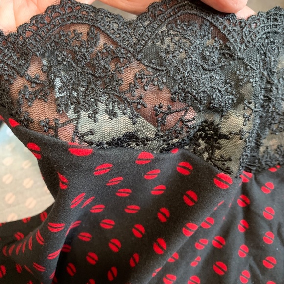 Suzy Shier Camisol - Picture 3 of 6